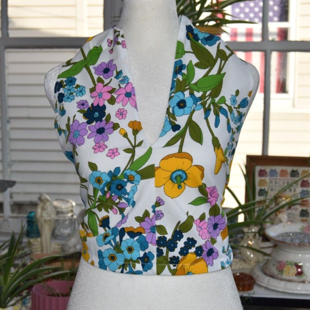 Vintage 1970s Handmade Floral Halter Wrap Top – Adjustable One Size
